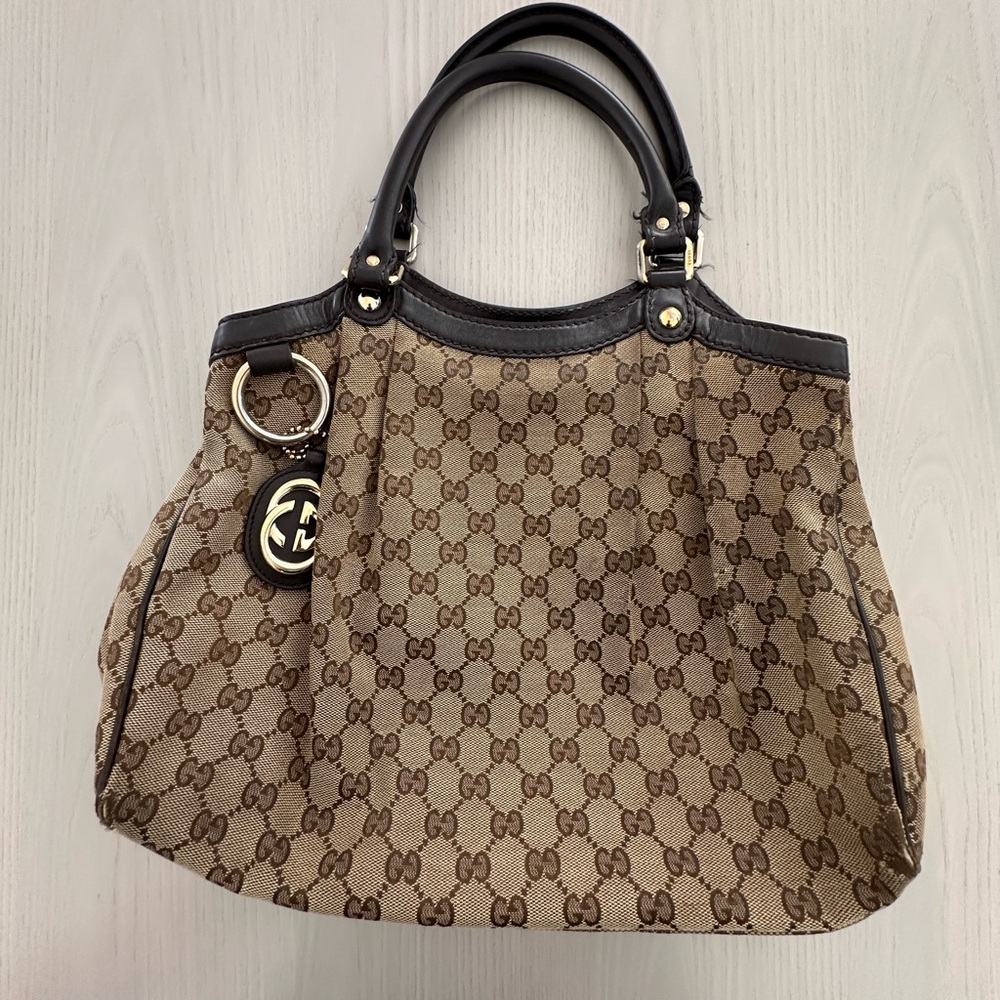 Gucci Sukey Medium Handbag